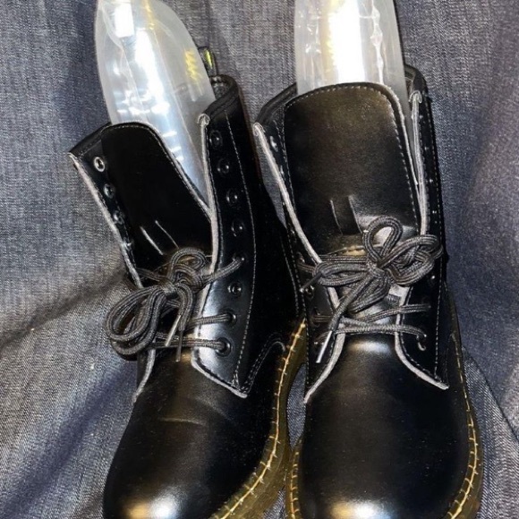 Combat boots - Picture 2 of 3